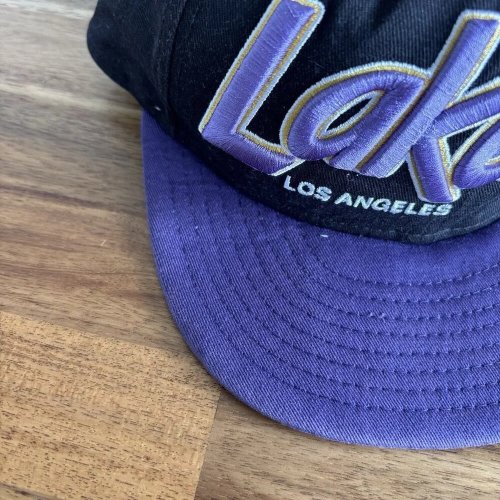Los Angeles Lakers Cap Hat‎ Basketball Ball New Era NBA One Size Athletic Sports